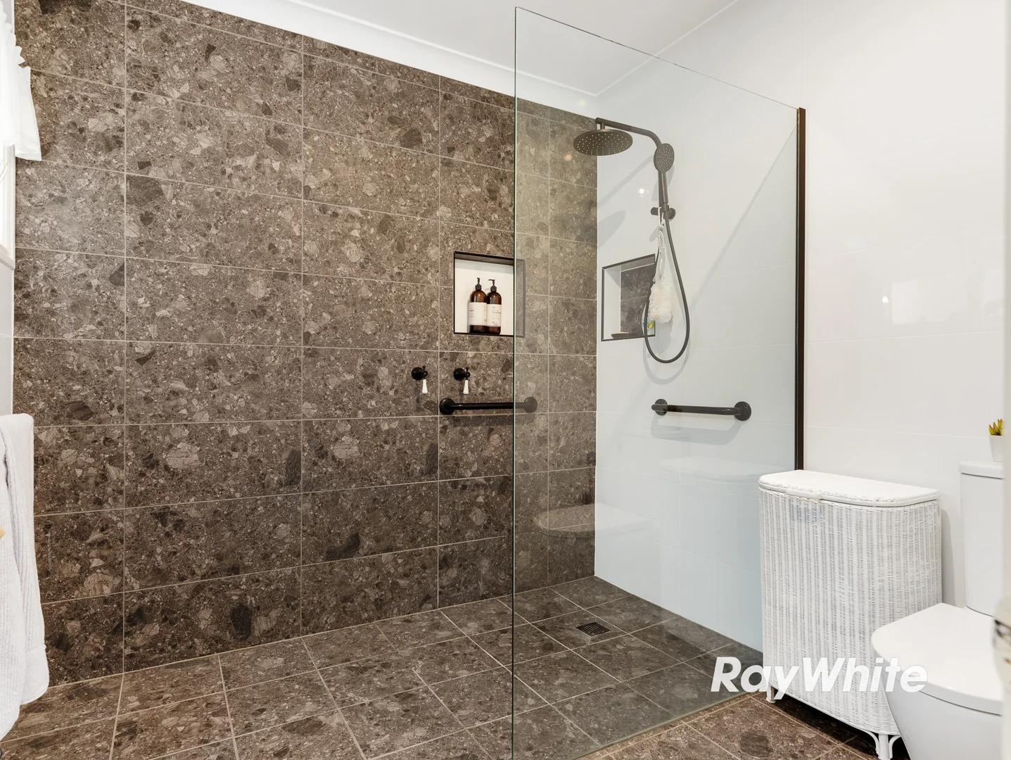 Additional image 25 of 99A Yarragee Road, Moruya NSW 2537