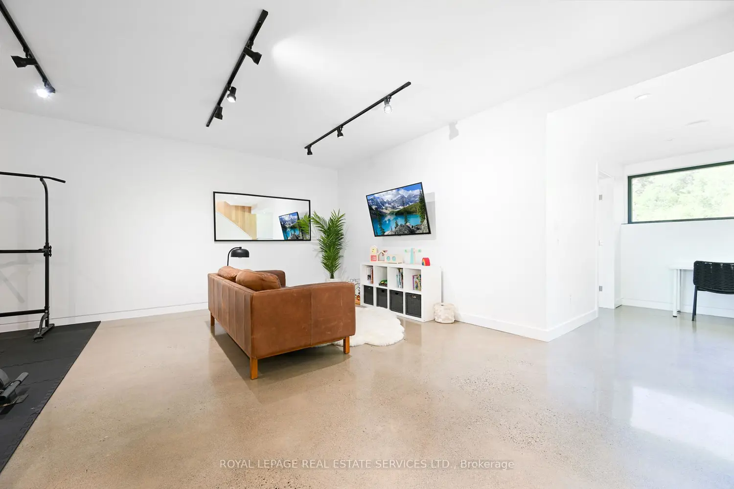 Additional image 13 of 5542 Winston Churchill Boulevard