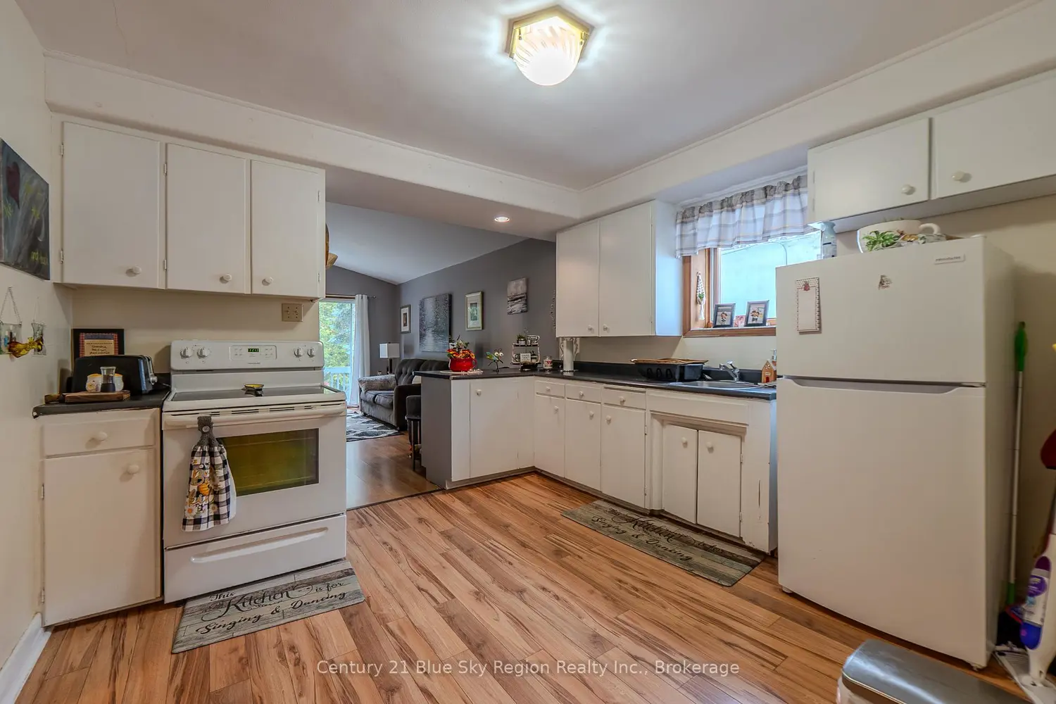 Additional image 12 of 242 Princess Street