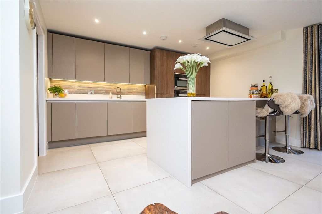 Additional image 3 of 3 bed flat for saleCrosstrees, Lilliput Road, Poole, Dorset BH14