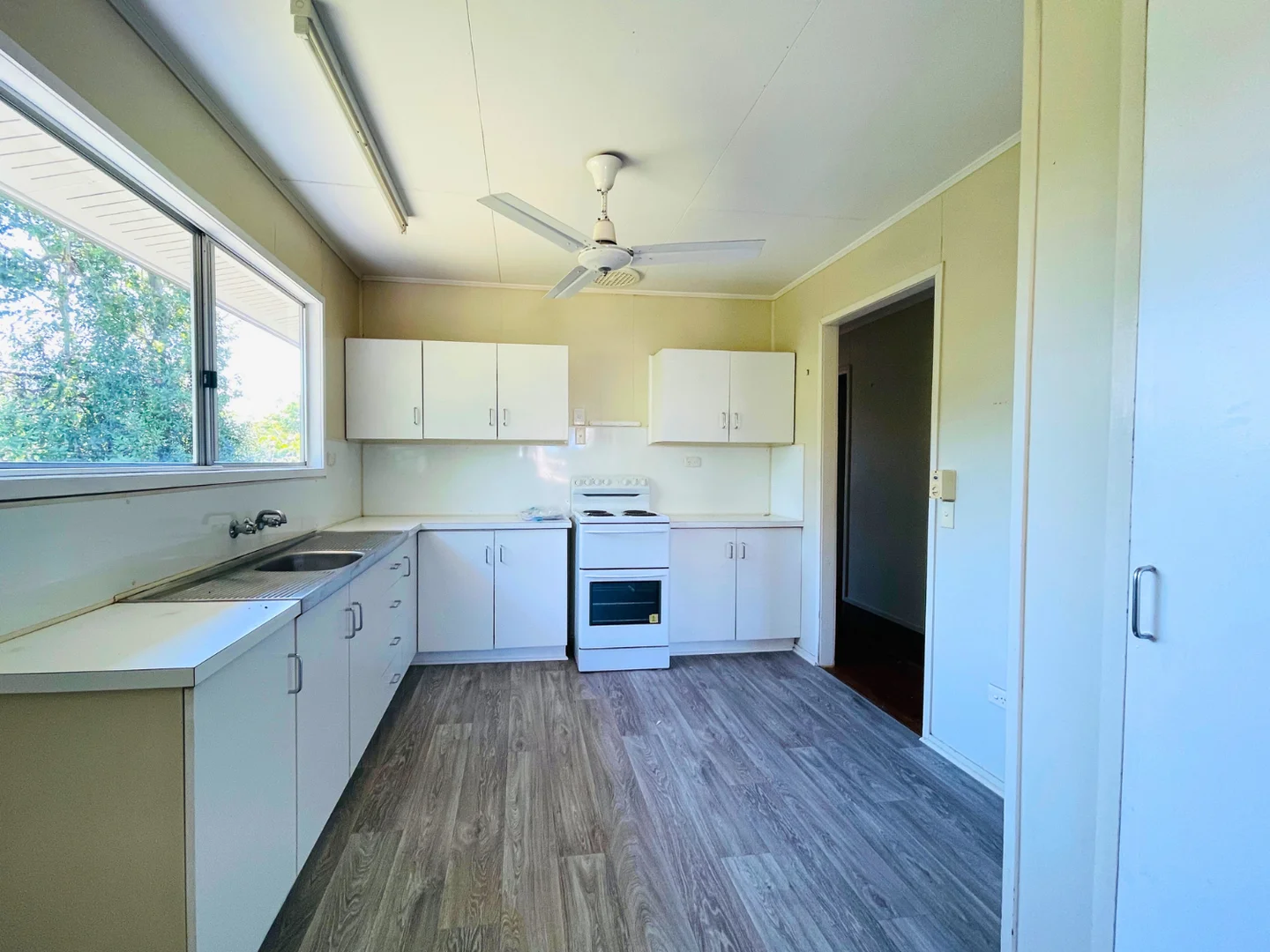 Additional image 7 of 19 Spring Crescent, Dysart QLD 4745