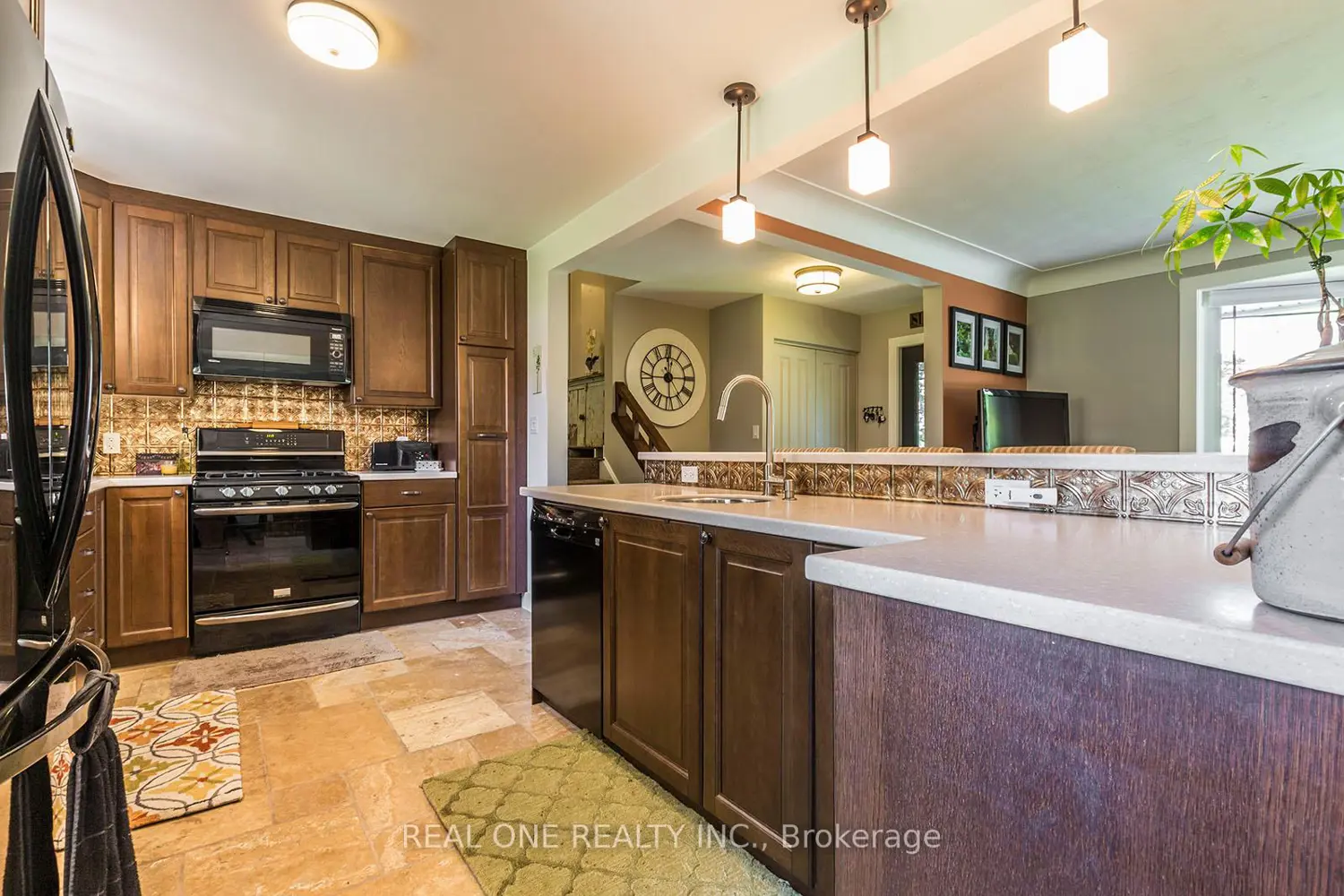 Additional image 7 of 5222 Bromley Road