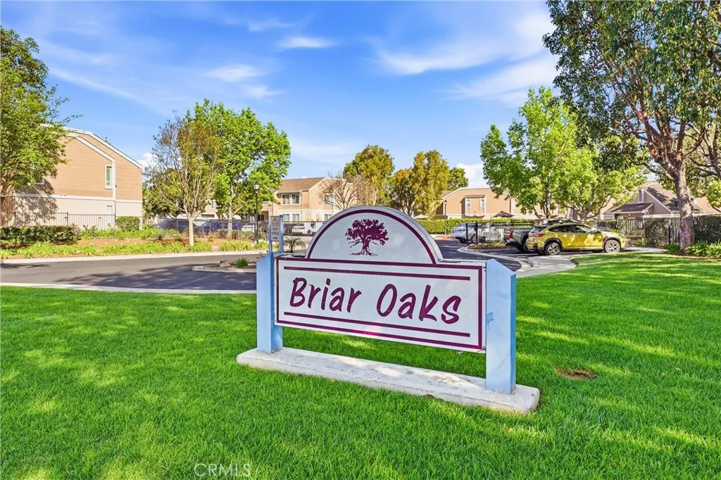 10335 W Briar Oaks Dr Unit A, Stanton, CA 90680