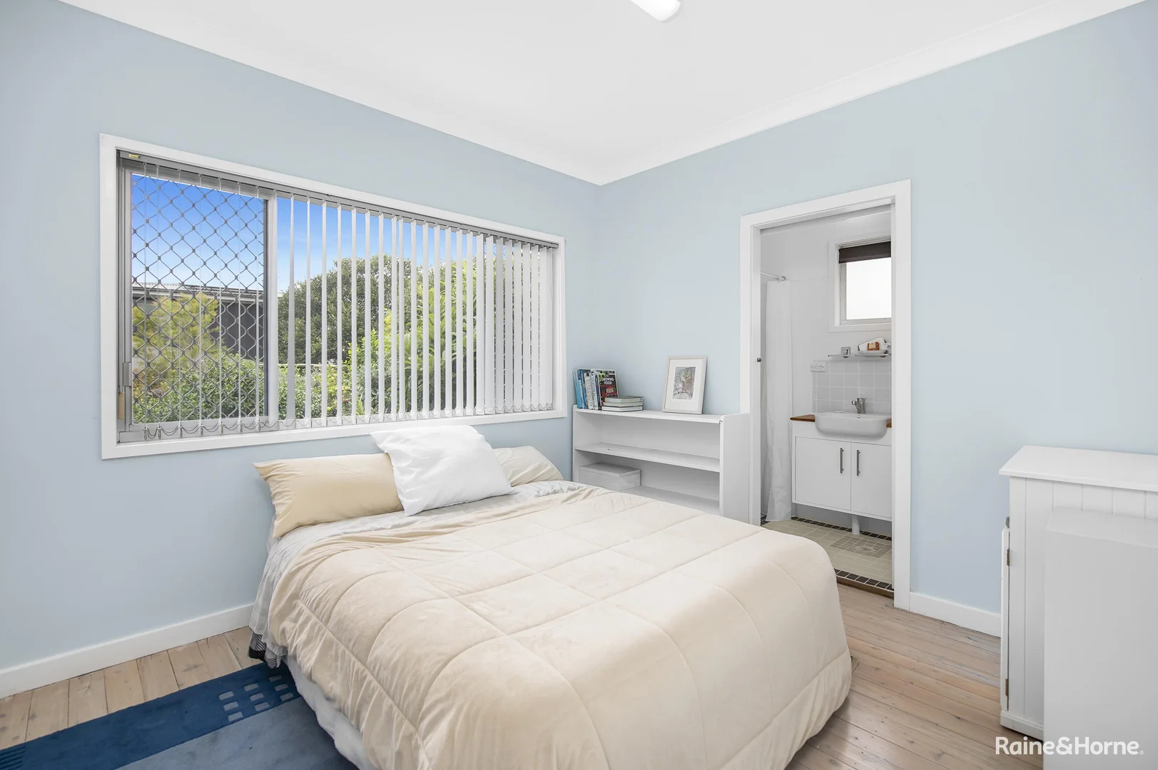 Additional image 15 of 124 Marks Point Road, Marks Point NSW 2280