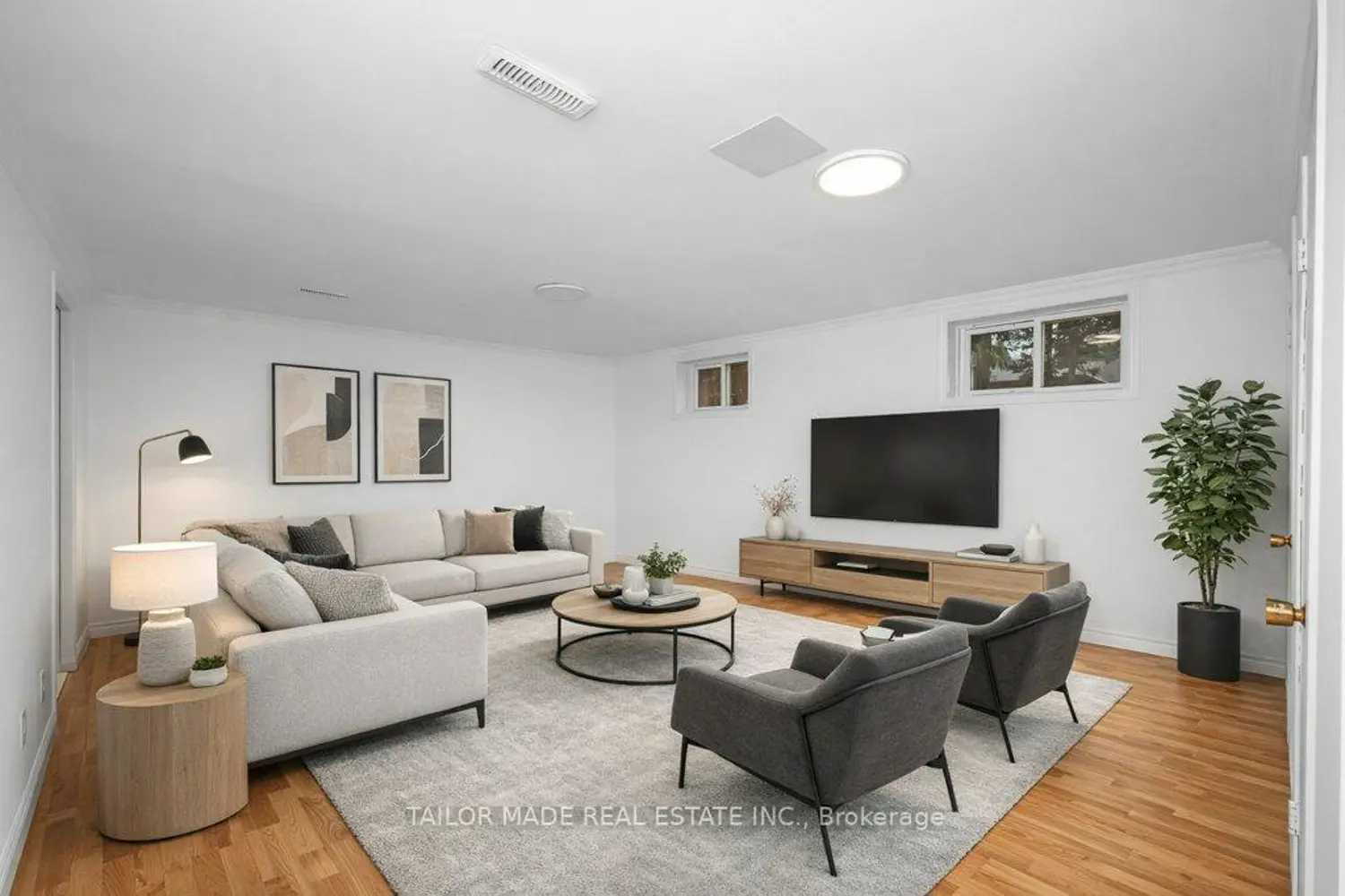 Additional image 13 of 37 Vanderbrent Crescent