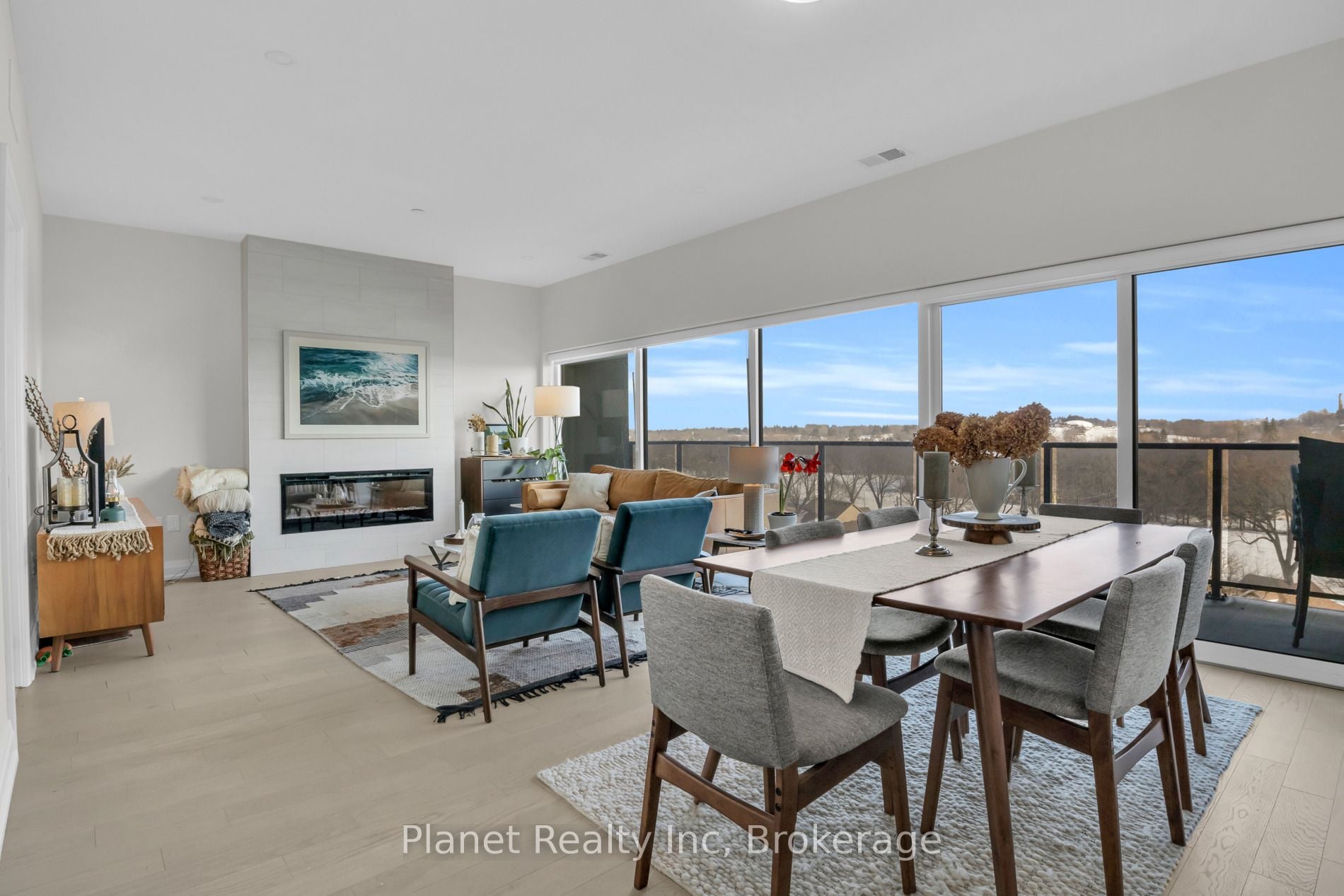 712-71 Wyndham Street S, Guelph, ON, N1E 5R3