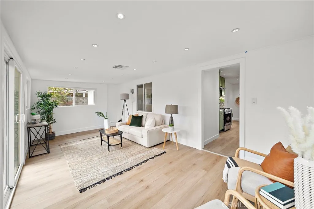 Additional image 51 of 1410 W Camden Place, Santa Ana, CA 92704