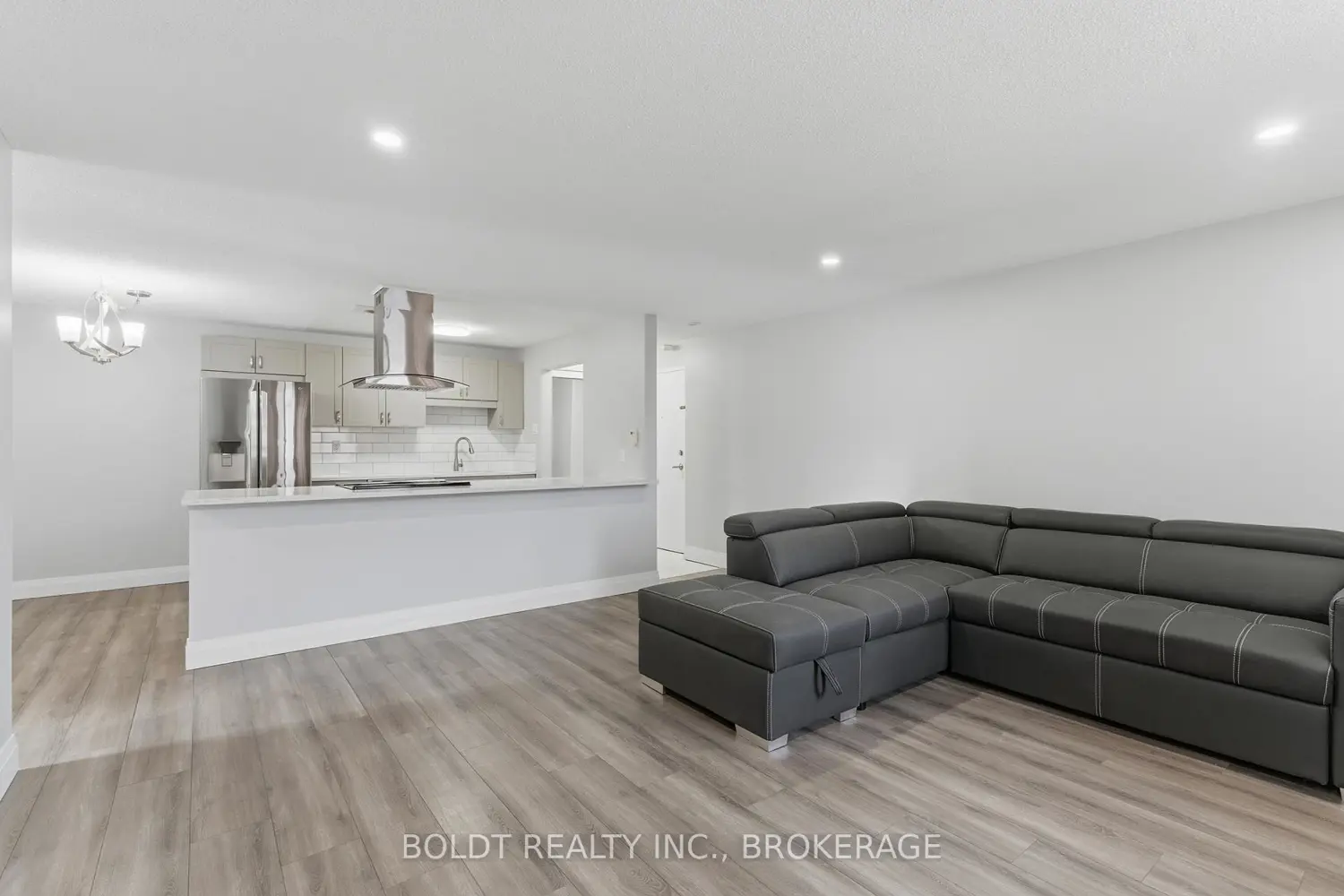 Additional image 5 of 264 Grantham Avenue 107