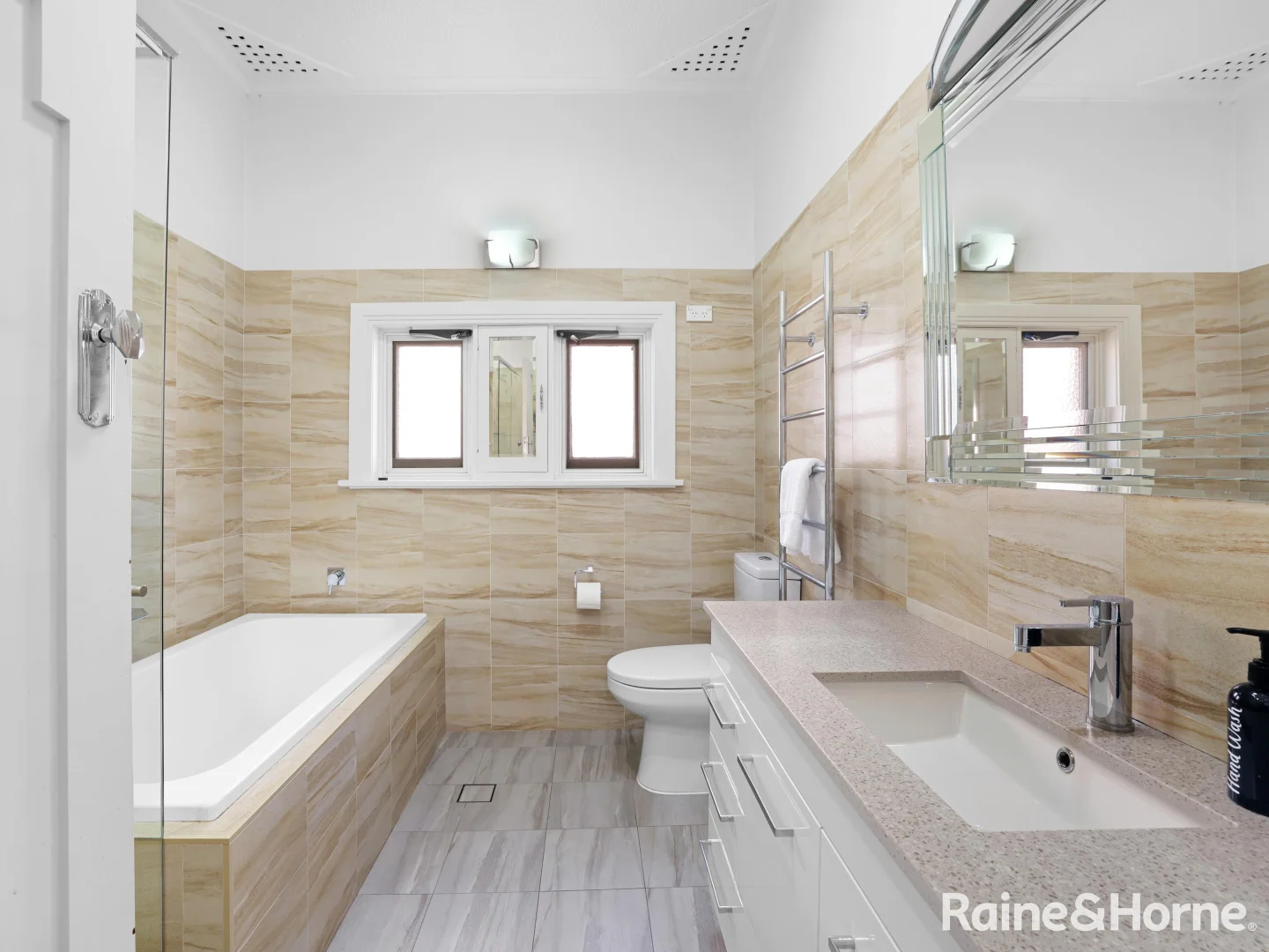 Additional image 17 of 158a Rocket Street, Bathurst NSW 2795