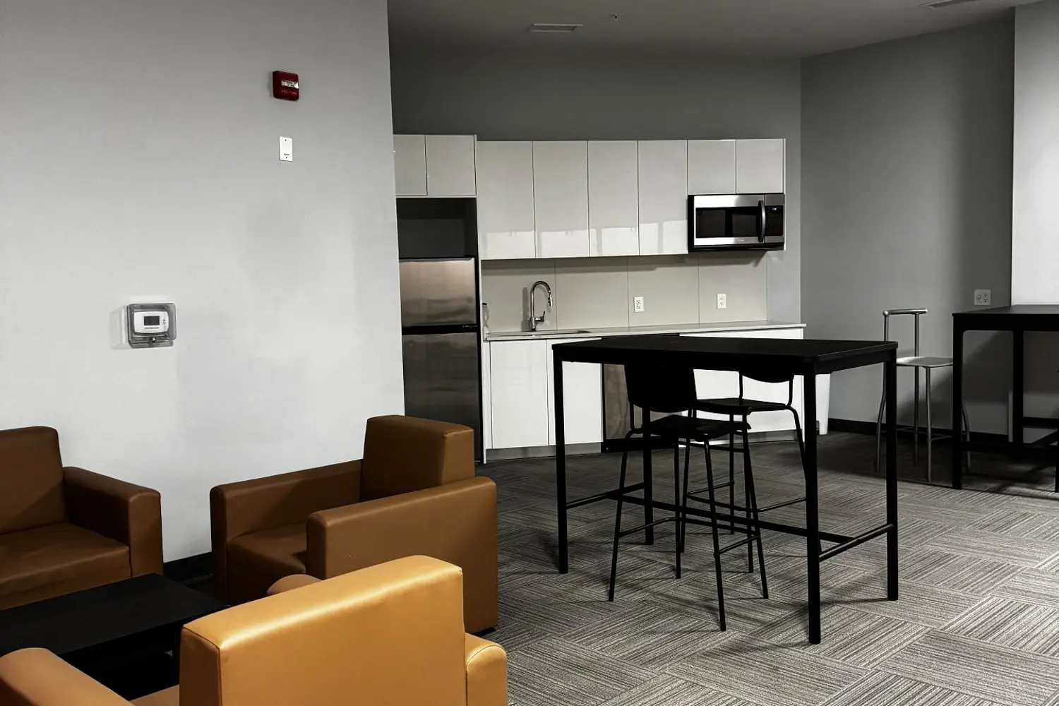 Additional image 13 of 652 Princess Street 604