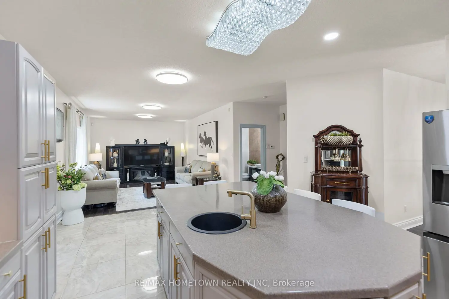 Additional image 6 of 1020 Crestwood Drive