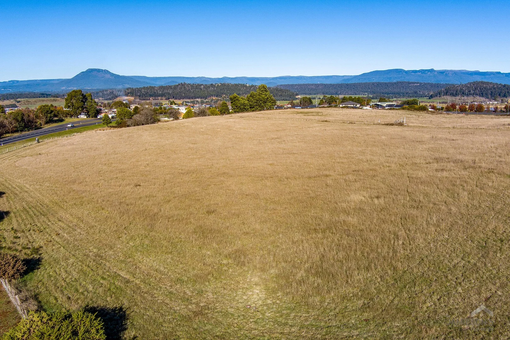 27 Nutt Street, Deloraine TAS 7304