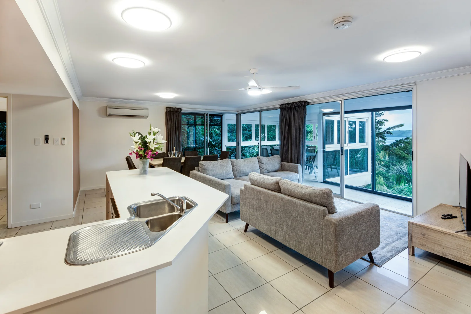Additional image 7 of Oasis 10 2 Flametree Grove, Hamilton Island QLD 4803