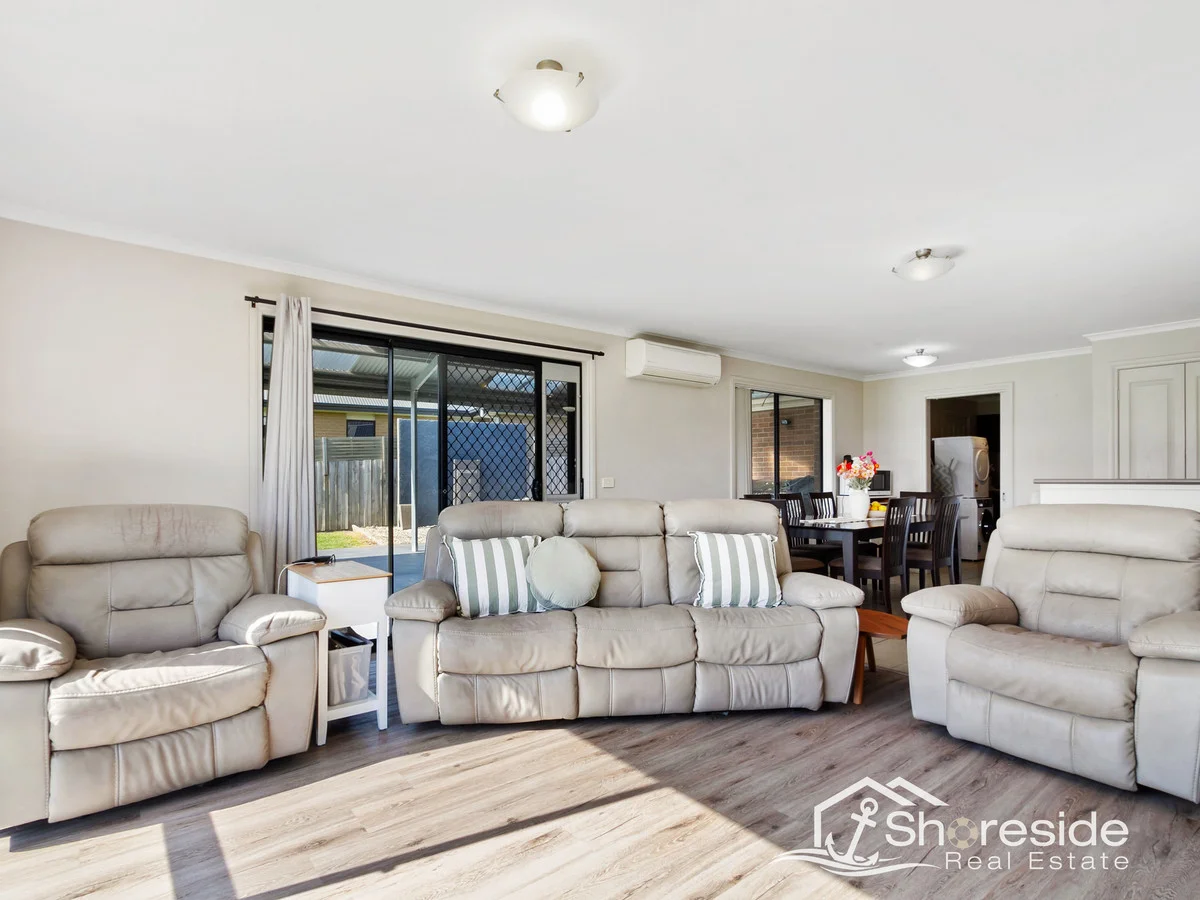 Additional image 19 of 14 Norman Court, Lakes Entrance VIC 3909