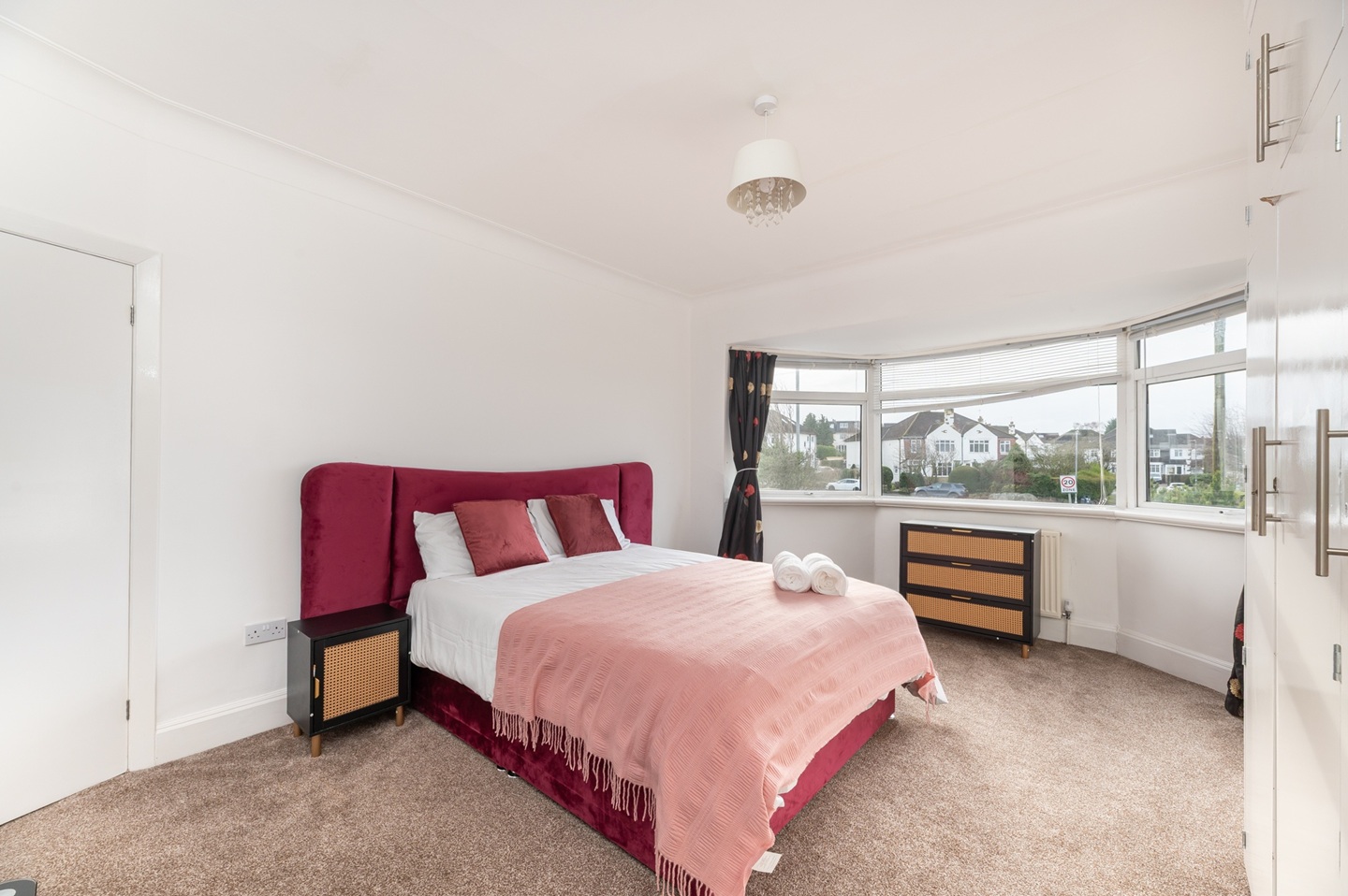 Additional image 10 of 5 Bed Detached House, Fully Furnished In North Leeds, LS17, N1 7GU