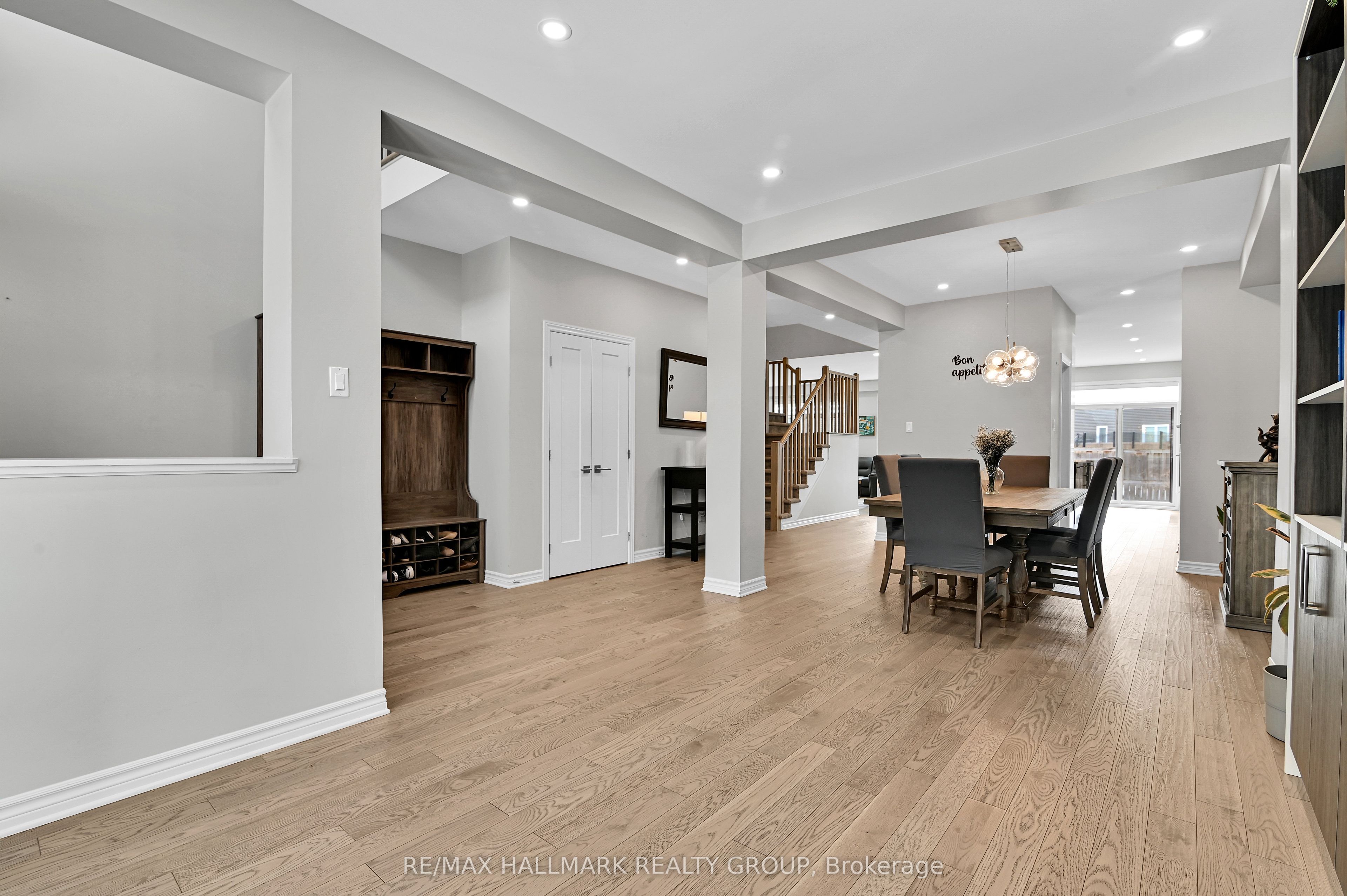 Additional image 4 of 160 Eric Maloney Way, Ottawa, ON, K1T 0R1