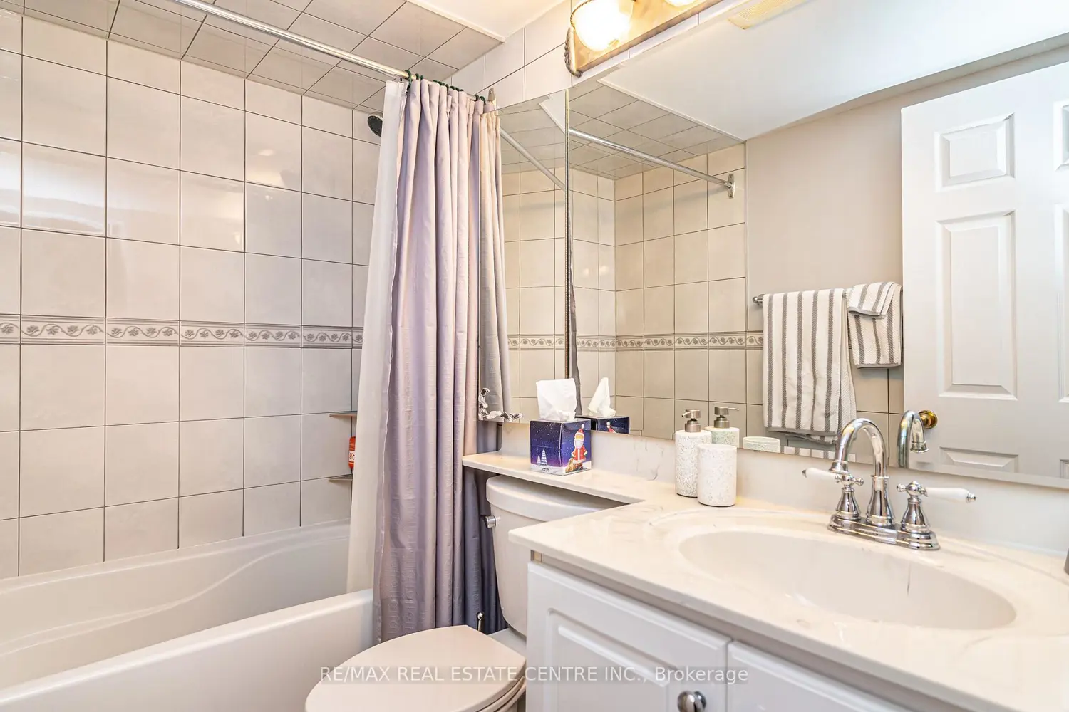 Additional image 8 of 20 Cherrytree Drive 806