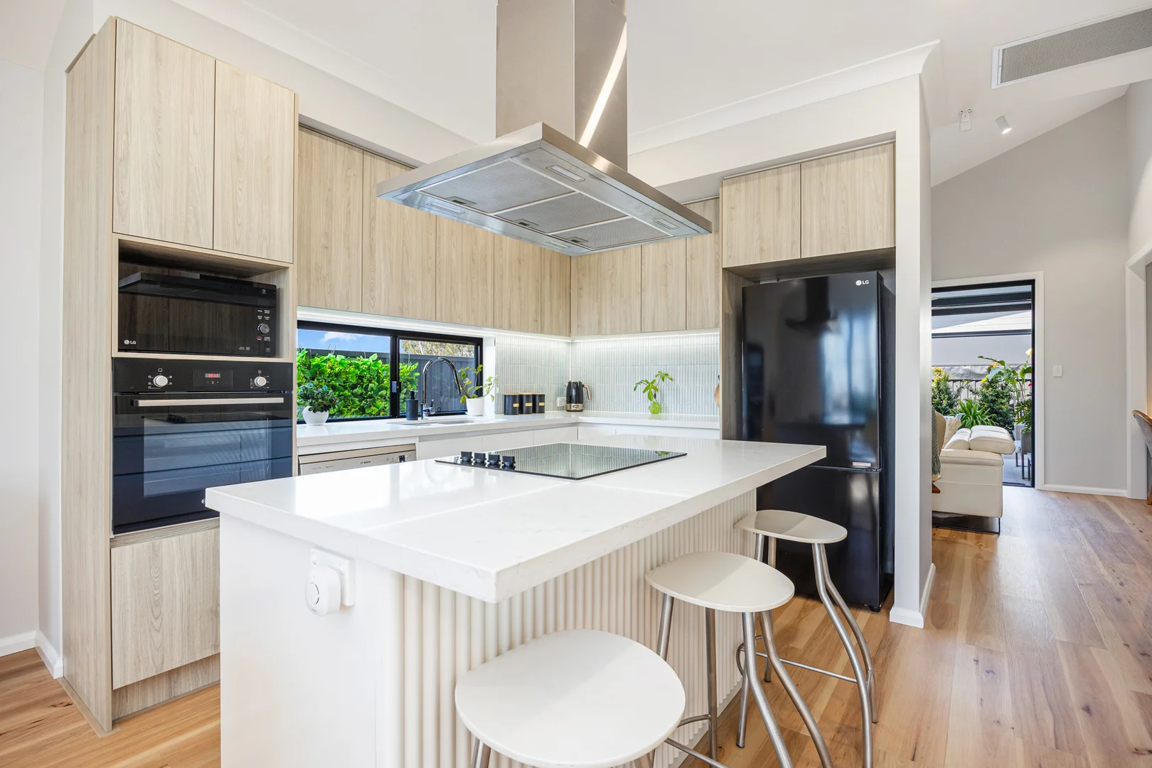 Additional image 6 of 128 Elizabeth St, Urangan QLD 4655