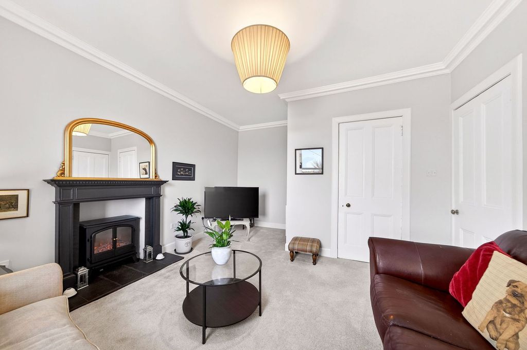 Additional image 13 of 3 bed flat for saleMain Street, East Calder EH53