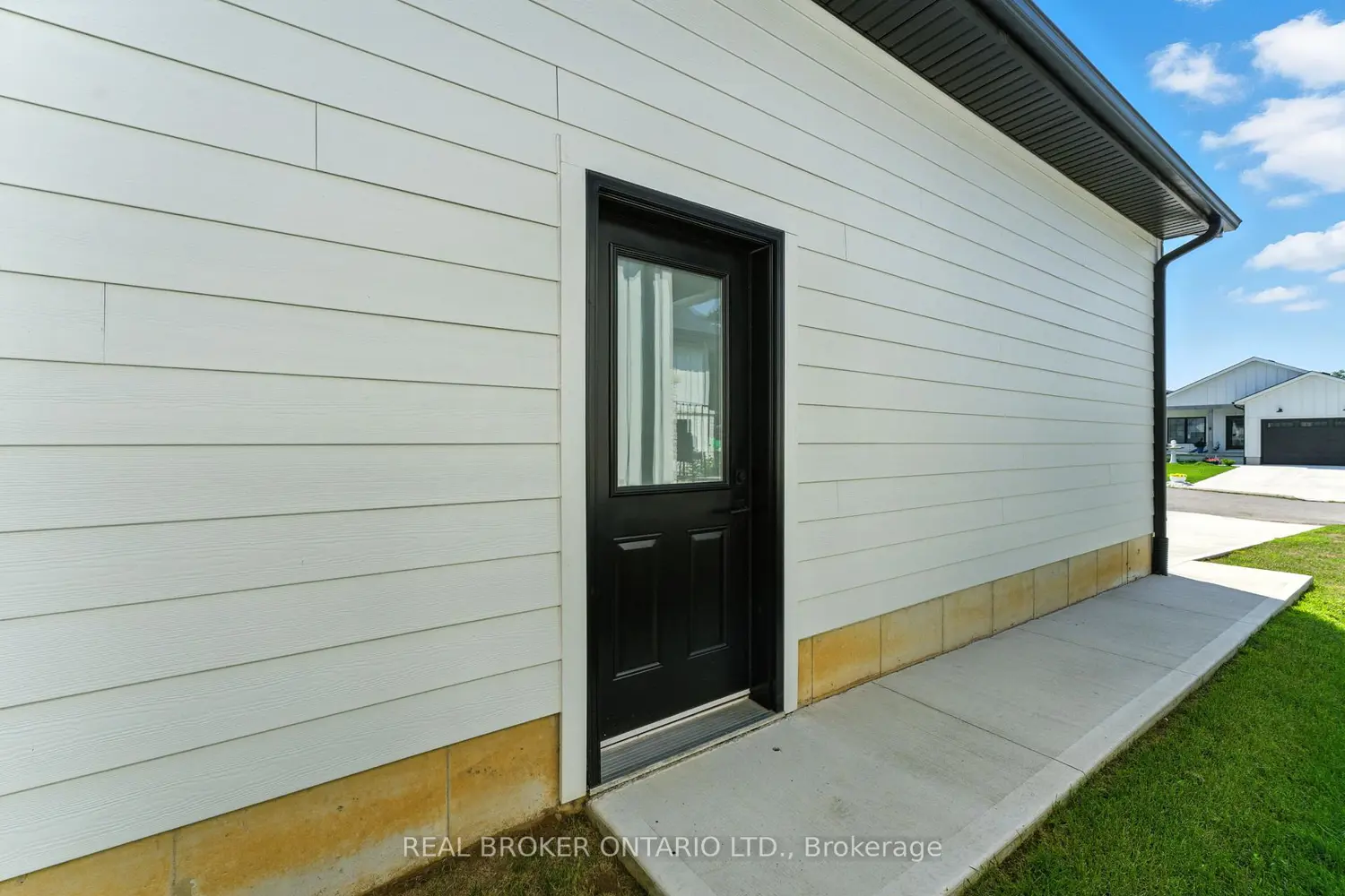 Additional image 16 of 7 Macneil Court