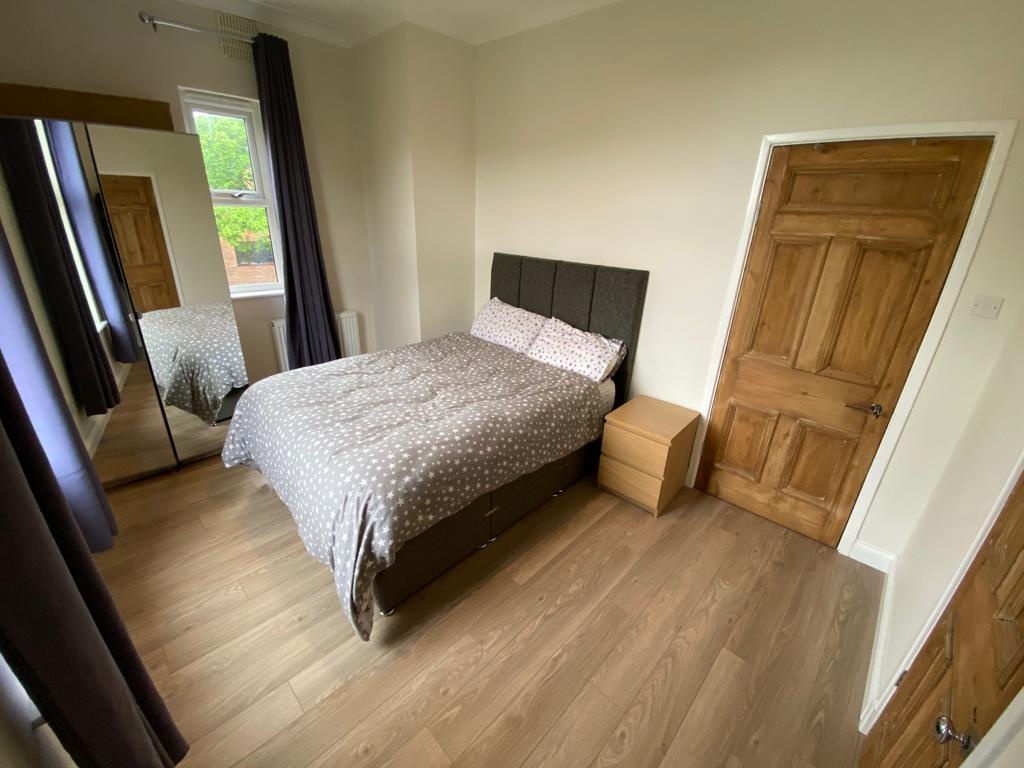 Additional image 10 of 2 Bed Flat, Arncliffe Road, LS16, N1 7GU