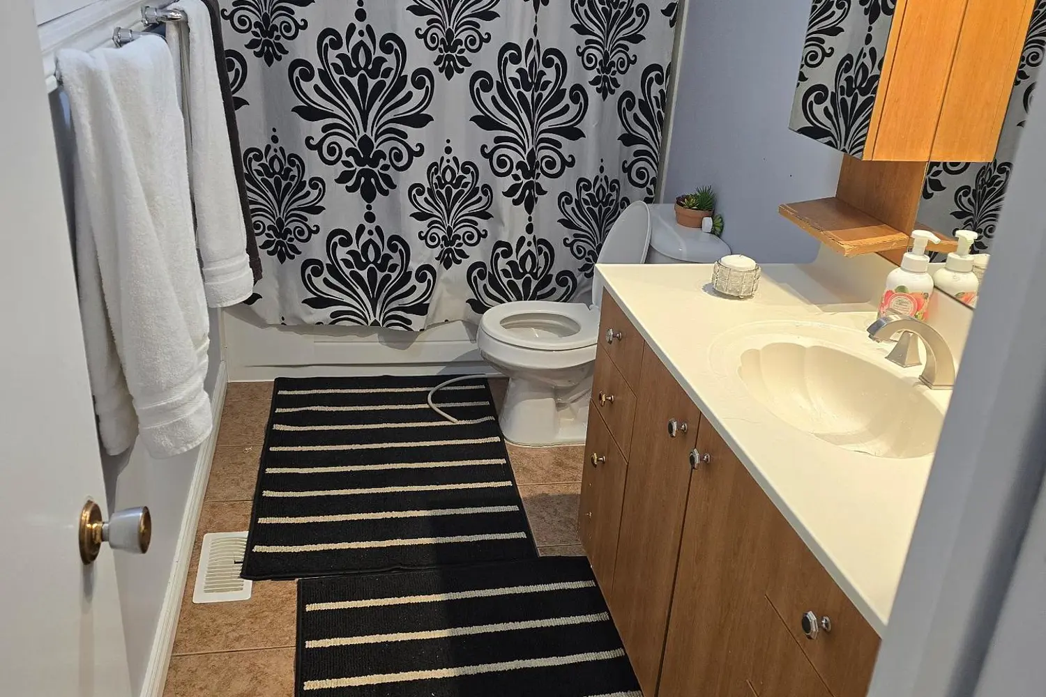 Additional image 4 of 993 Osgoode Drive