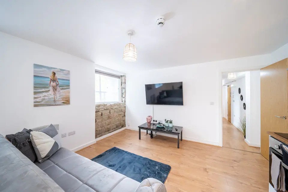 2 Bed Flat, Rivermill Court, LS5, N1 7GU