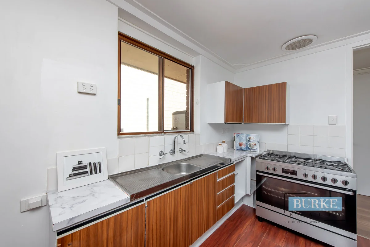 Additional image 10 of 39 Fenellia Crescent, Craigie WA 6025