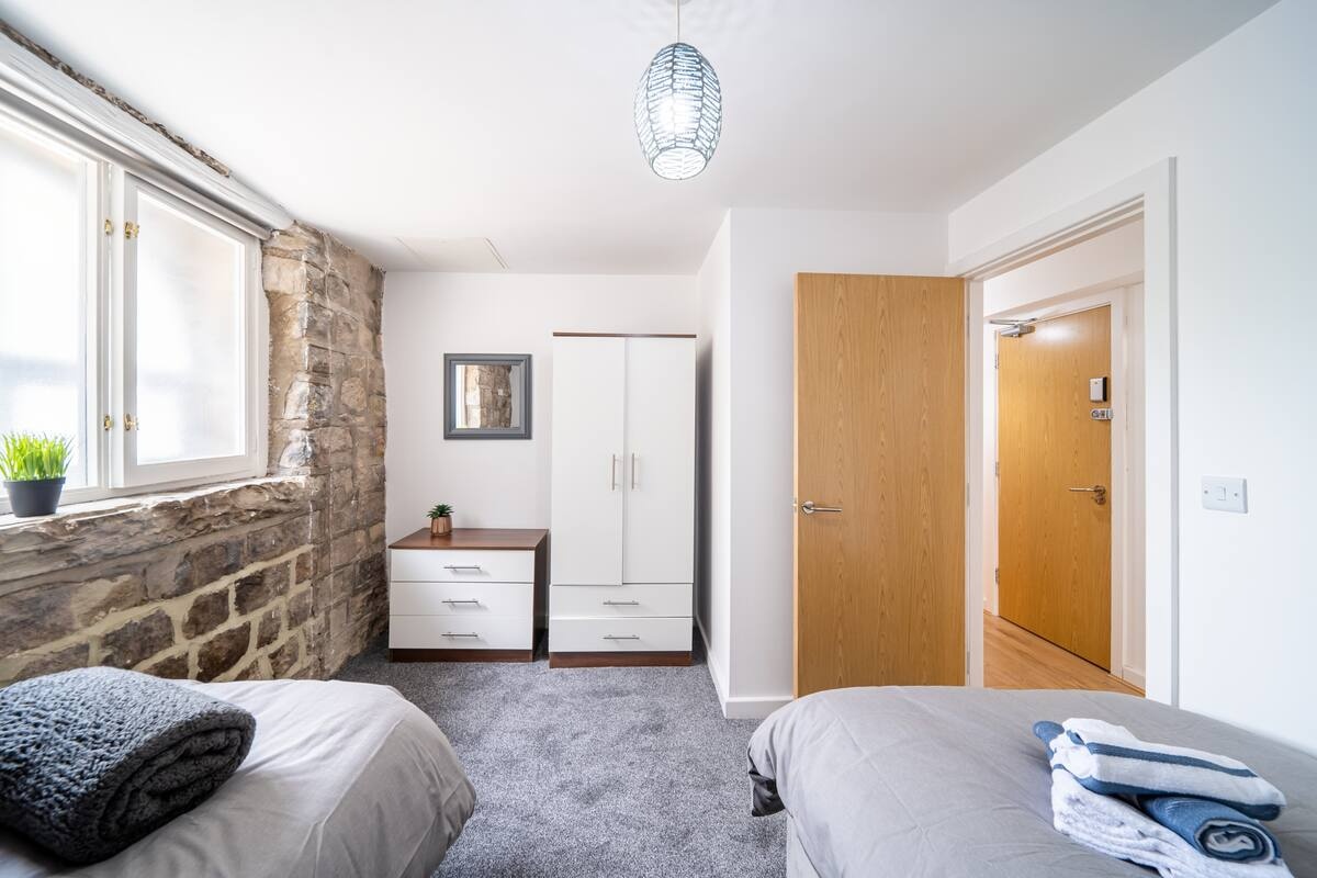 Additional image 5 of 2 Bed Flat, Rivermill Court, LS5, N1 7GU