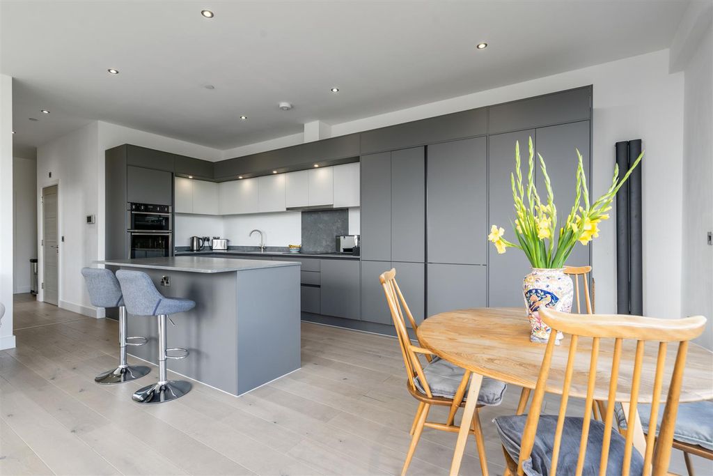 Additional image 4 of 3 bed flat for sale548 Streetsbrook Road, Solihull B91