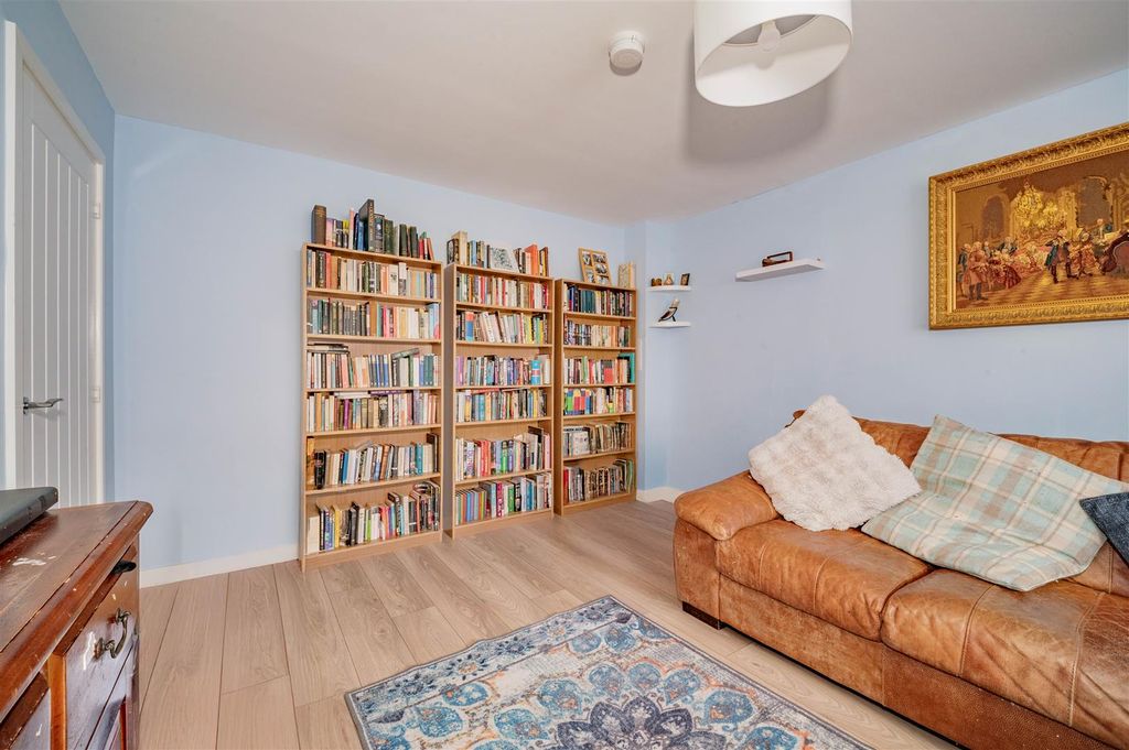 Additional image 3 of 4 bed detached house for saleAdam Crescent, Dundee DD3