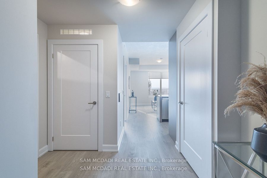 Additional image 4 of 1503-3220 William Coltson Avenue, Oakville, ON, L6H 7X9