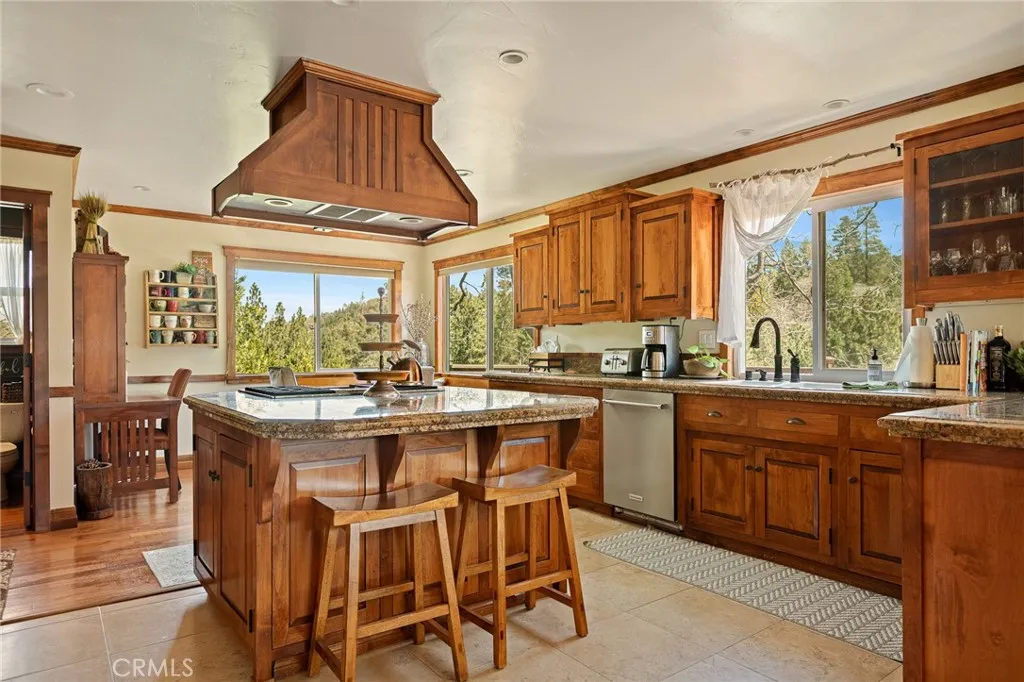 Additional image 12 of 813 Brentwood Dr, Lake Arrowhead, CA 92352
