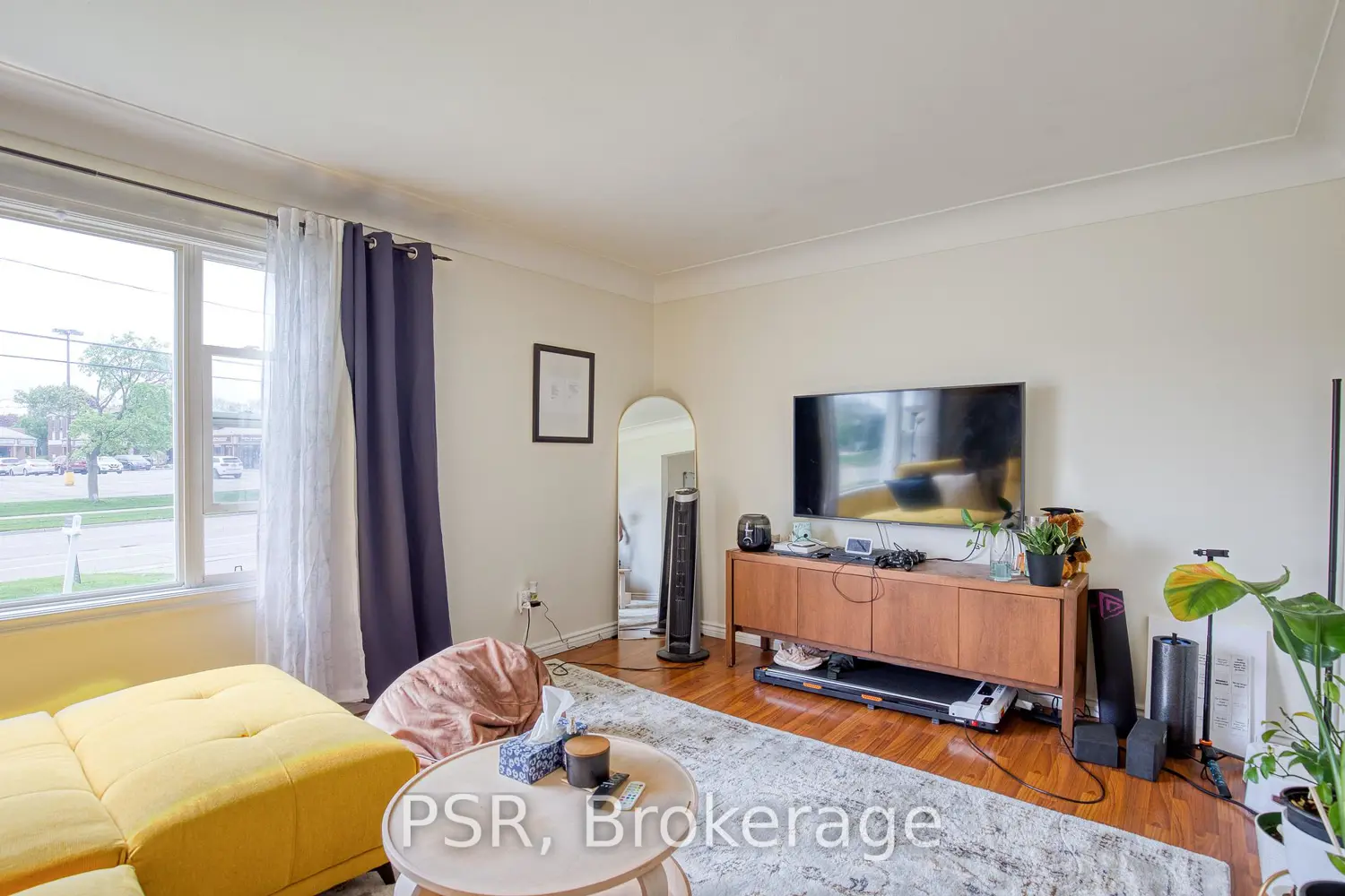 Additional image 17 of 514 Krug Street