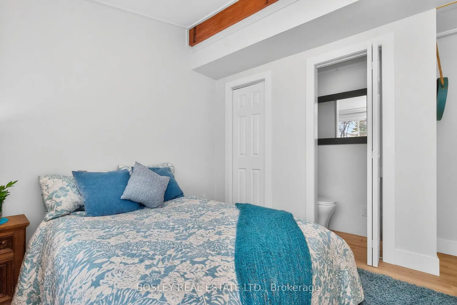 Additional image 7 of 1204 Tiny Beaches Road