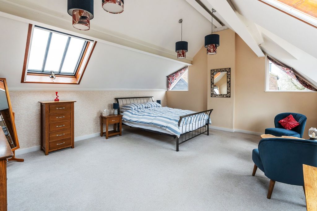 Additional image 31 of Land for saleNear Cranleigh, Surrey GU6
