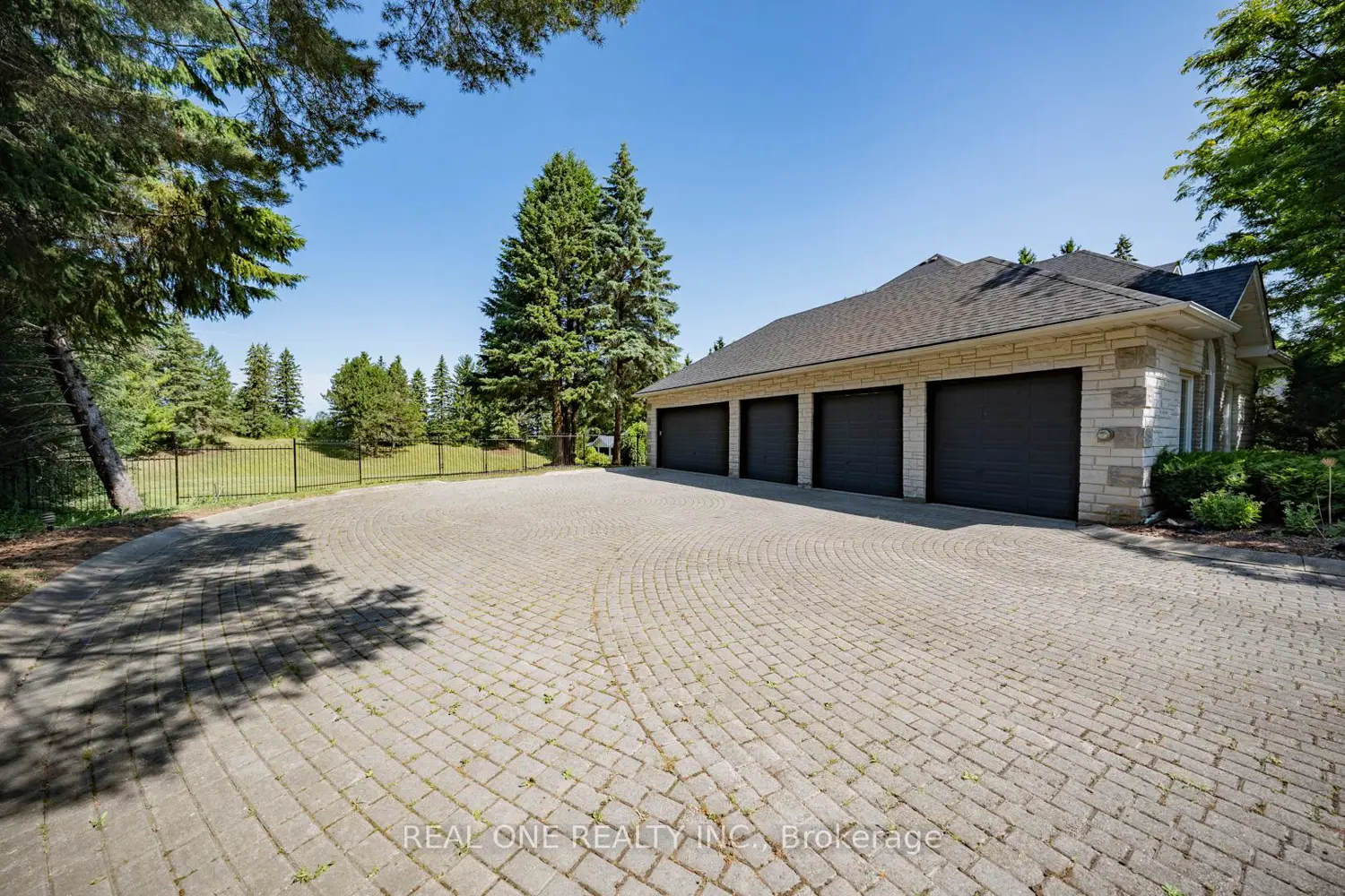 Additional image 2 of 14 Alm Court