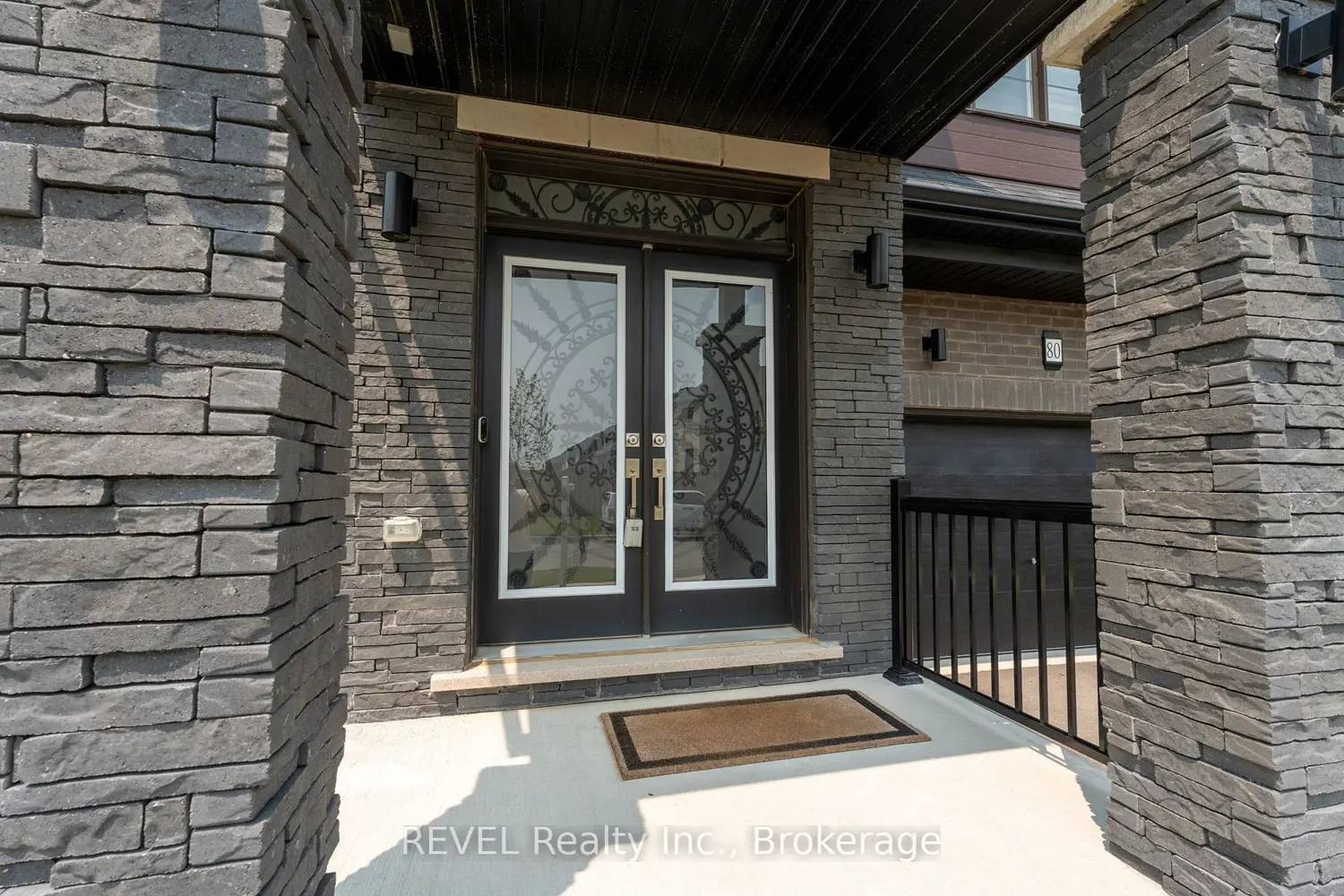 80 Explorer Way photo 2