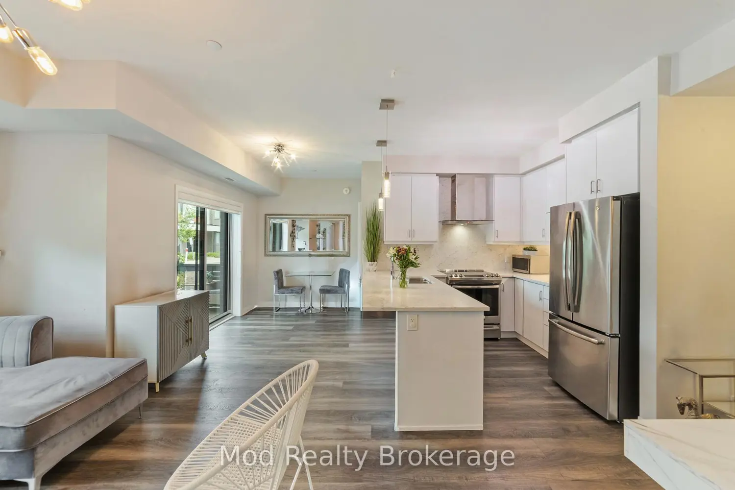 128 Grovewood Common 129