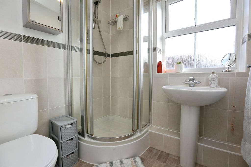 Additional image 9 of 2 bed flat for saleMescott Meadows, Hedge End, Southampton SO30