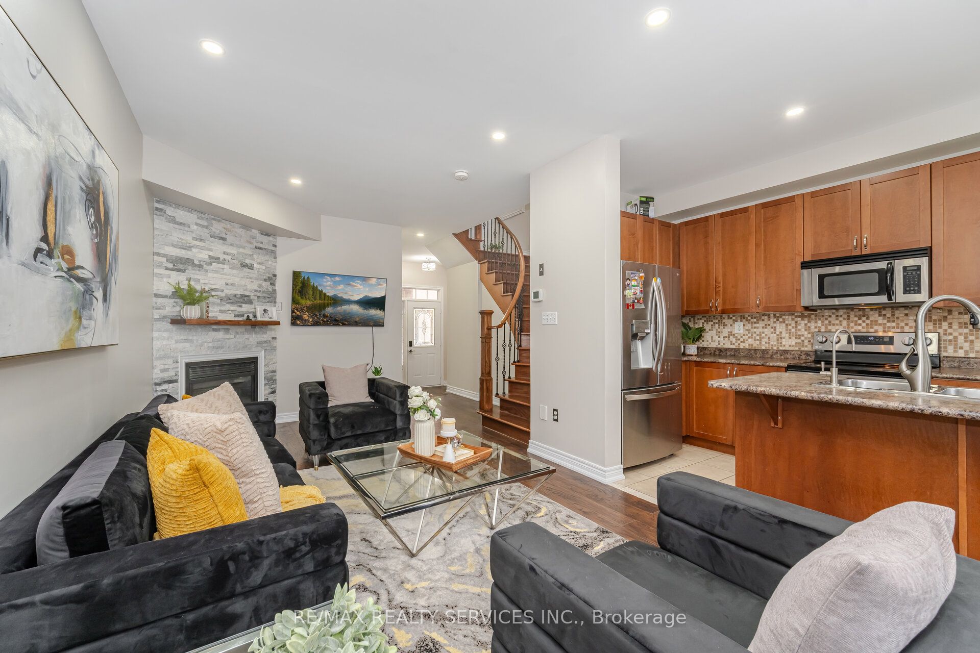Additional image 5 of 10 Deepcoral Court, Brampton, ON, L6V 4P7