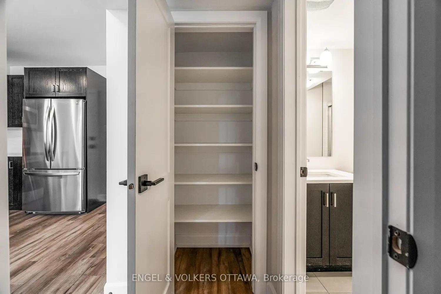 Additional image 20 of 683 Fisher Street