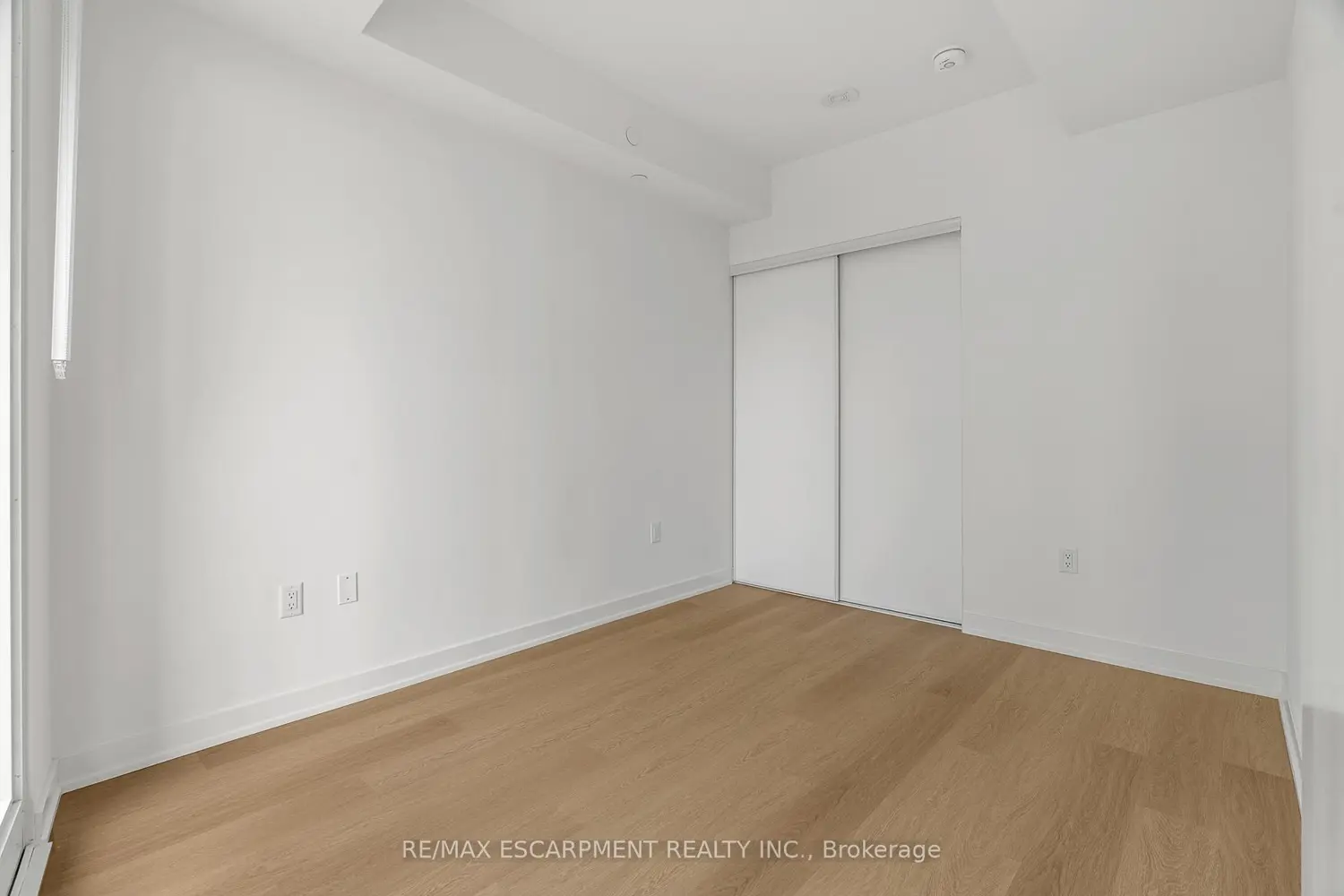 Additional image 3 of 3883 Quartz Road 3413