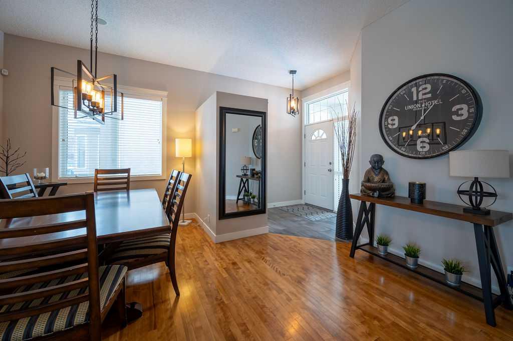 Additional image 3 of 45 Mt Gibraltar Heights SE, Calgary, AB, T2Z 3R2