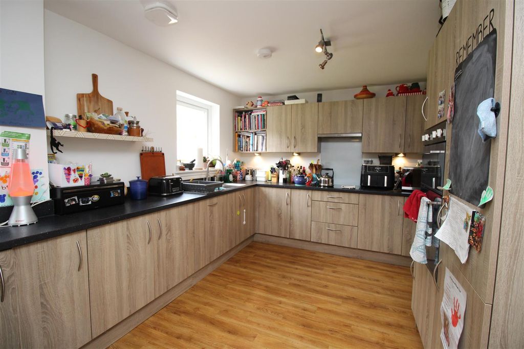 Additional image 9 of 5 bed detached house for saleRuighard Place, Inverness IV3