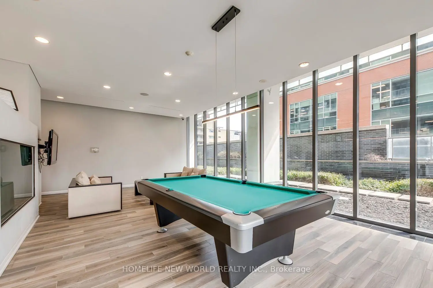 Additional image 13 of 33 Charles Street 2109