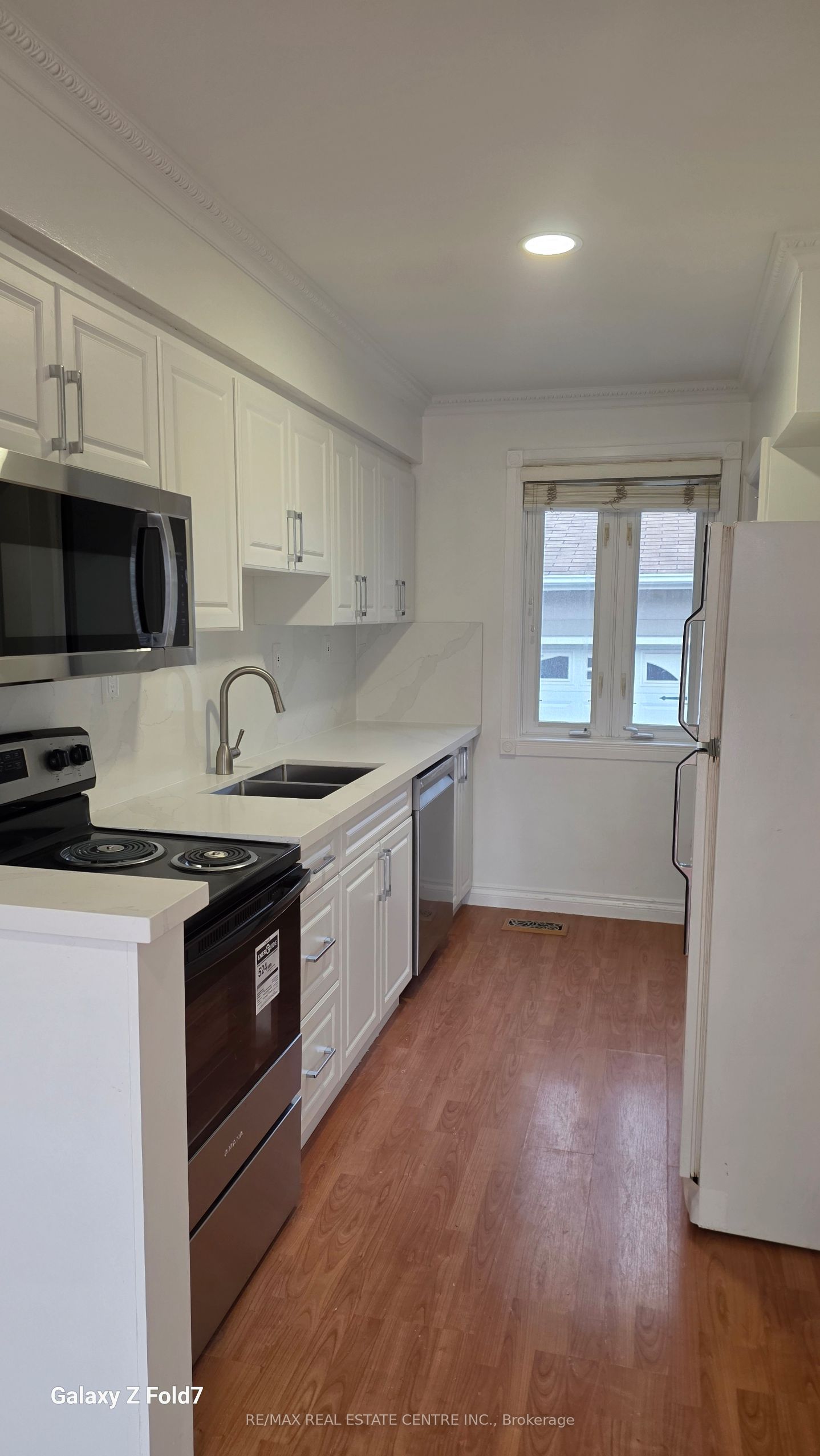 Additional image 6 of 1016 Pinegrove Road, Oakville, ON, L6L 2W2