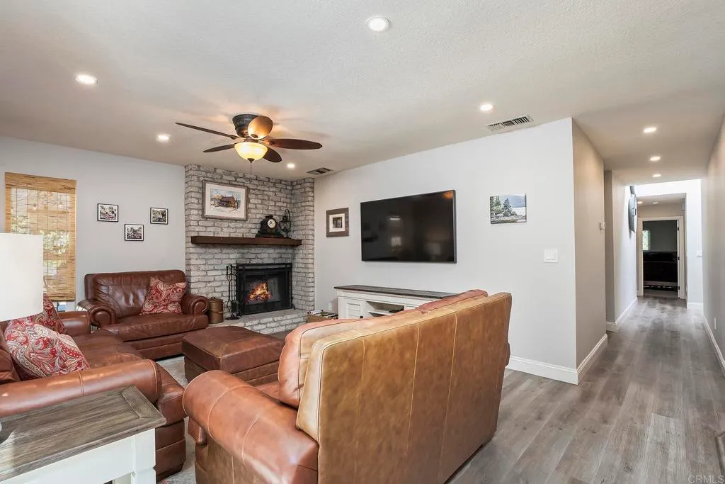 Additional image 16 of 1668 Avenida Cherylita, El Cajon, CA 92020