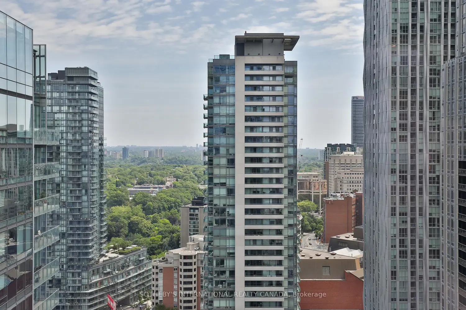 Additional image 17 of 50 Yorkville Avenue 2503/2504
