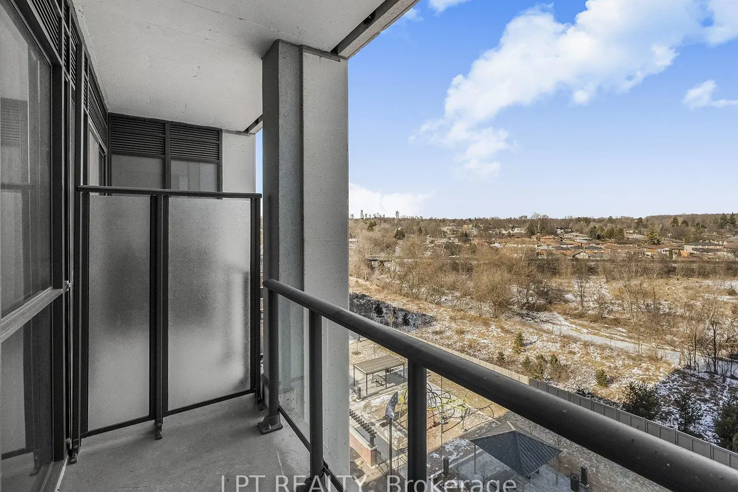 Additional image 13 of 1063 Douglas Mccurdy Common 615